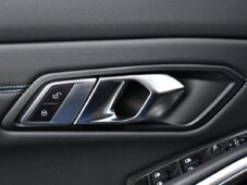 BMW Řada 3 320D xDrive M-SPORT REZERVACE - 28