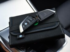 BMW Řada 3 320D xDrive M-SPORT REZERVACE - 53