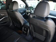 BMW Řada 3 320D xDrive M-SPORT ČR 1.M - 15