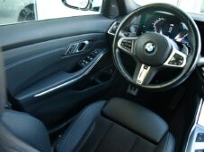BMW Řada 3 320D xDrive M-SPORT ČR 1.M - 22
