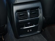 BMW Řada 3 320D xDrive M-SPORT ČR 1.M - 25