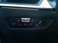 BMW Řada 3 320D xDrive M-SPORT ČR 1.M - 27