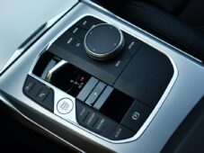 BMW Řada 3 320D xDrive M-SPORT ČR 1.M - 37