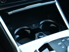 BMW Řada 3 320D xDrive M-SPORT ČR 1.M - 38