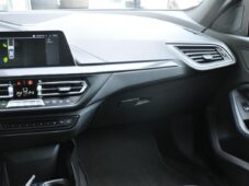 BMW Řada 2 218d M-SPORT HUD 1M ČR - 8