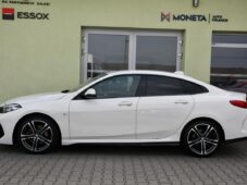 BMW Řada 2 218d M-SPORT HUD 1M ČR - 11