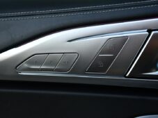 BMW Řada 8 M850i xD LASER PANO K360°B&W - 61