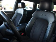Audi Q7 3.0TDi Q S-LINE - 11
