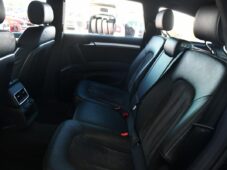 Audi Q7 3.0TDi Q S-LINE - 19