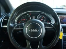 Audi Q7 3.0TDi Q S-LINE - 26