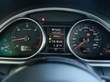 Audi Q7 3.0TDi Q S-LINE - 29