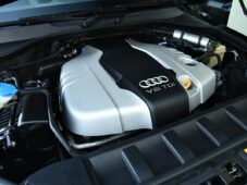 Audi Q7 3.0TDi Q S-LINE - 49