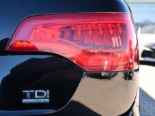 Audi Q7 3.0TDi Q S-LINE - 51