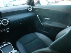 Mercedes-Benz CLA 200d AMG KUPÉ ZÁRUKA ČR 1.MAJ - 25