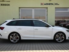 Škoda Octavia RS 2,0TDI 4×4 ZÁRUKA TAŽNÉ ČR - 11