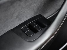 Tesla Model 3 STANDARD PLUS - 25