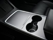 Tesla Model 3 STANDARD PLUS - 31