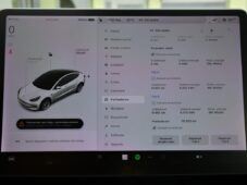 Tesla Model 3 STANDARD PLUS - 32