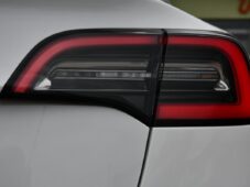 Tesla Model 3 STANDARD PLUS - 46