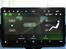 Škoda Superb 2.0TDi SELECTION ZÁRUKA 1M - 30