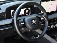 Škoda Superb 2.0TDi SELECTION ZÁRUKA 1M - 15