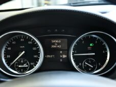 Mercedes-Benz GL 350BT 4M PANO 7míst - 36