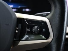 BMW iX xDrive40 H/K TAŽNÉ ČR - 25
