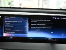 BMW iX xDrive40 H/K TAŽNÉ ČR - 35