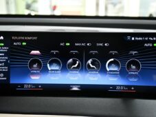 BMW iX xDrive40 H/K TAŽNÉ ČR - 37