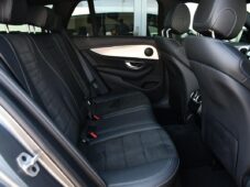 Mercedes-Benz Třídy E 300de N.TOP PANO K360° - 19