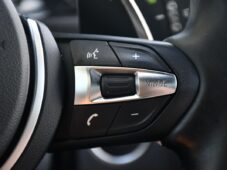 BMW Řada 3 320d xDrive PANORAMA H/K K360 - 28