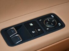 Lexus LC 500 5.0 V8 SPORT+ MARK LEVI - 31
