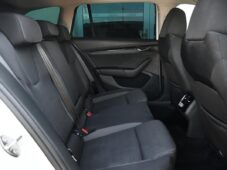 Škoda Octavia 2.0TDi 4X4 ACC LED NAV CARPLAY - 17