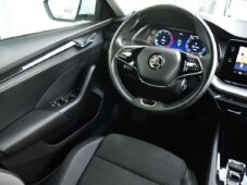 Škoda Octavia 2.0TDi 4X4 ACC LED NAV CARPLAY - 23