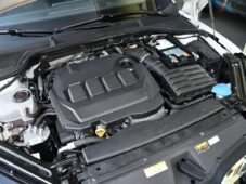 Škoda Octavia 2.0TDi 4X4 ACC LED NAV CARPLAY - 57