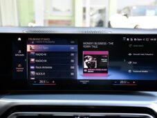 BMW Řada 3 320d xDrive M-SPORT ZÁRUKA 1M - 29
