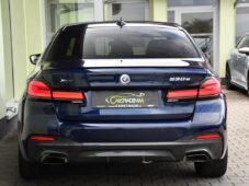 BMW Řada 5 530e PHEV M-SPORT xD HUD 1M ČR - 9