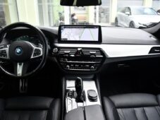 BMW Řada 5 530e PHEV M-SPORT xD HUD 1M ČR - 4