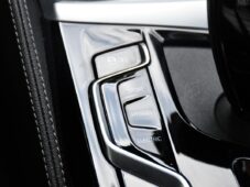BMW Řada 5 530e PHEV M-SPORT xD HUD 1M ČR - 25