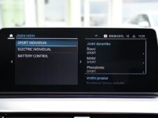 BMW Řada 5 530e PHEV M-SPORT xD HUD 1M ČR - 31
