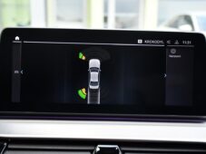 BMW Řada 5 530e PHEV M-SPORT xD HUD 1M ČR - 39