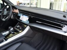 Audi SQ7 4.0TFSI V8 FACELIFT NOVÉ 1.M - 16