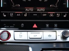 Audi SQ7 4.0TFSI V8 FACELIFT NOVÉ 1.M - 28
