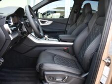 Audi SQ7 4.0TFSI V8 FACELIFT NOVÉ 1.M - 12
