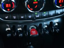 Mini Countryman JCW ALL4 HK PANO HUD KAMERA ČR - 30