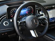 Mercedes-Benz Třídy E 200 4M ZÁRUKA HUD 1M ČR - 8