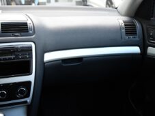 Škoda Octavia 1.6TDi ČR 2xKOLA TAŽNÉ - 8