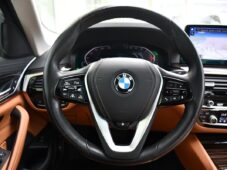 BMW Řada 5 530d LUXURY LINE LASER K360° - 21