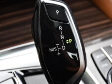 BMW Řada 5 530d LUXURY LINE LASER K360° - 27