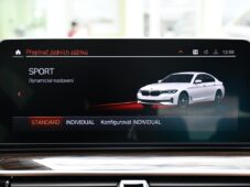 BMW Řada 5 530d LUXURY LINE LASER K360° - 30